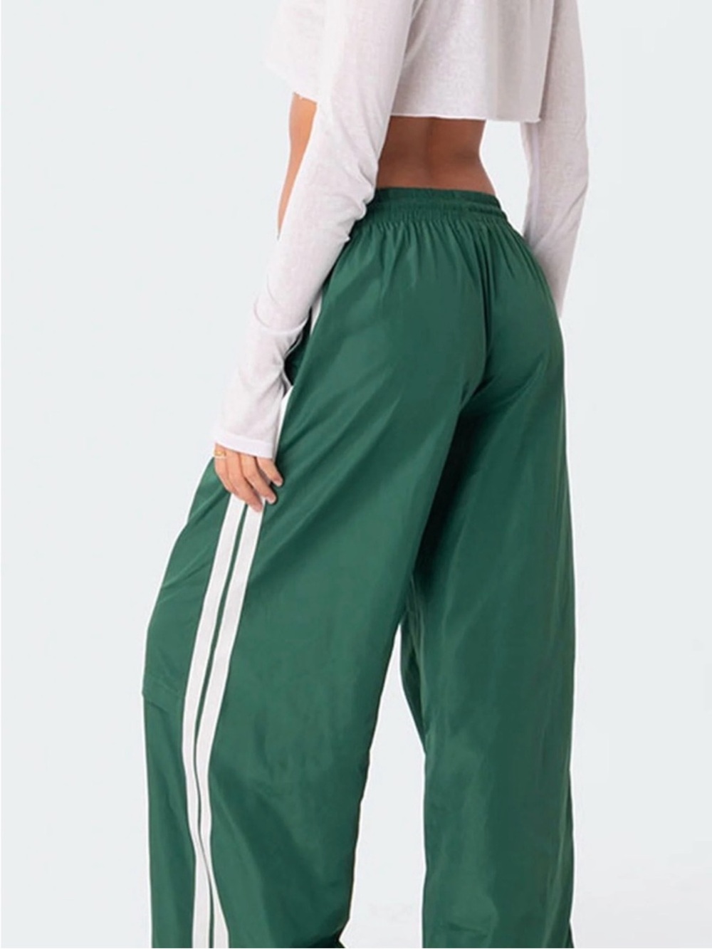 EDIKTED Fauna Nylon Track Pants Size Larg Green White Side
Stripe Sporty Wide Le - Picture 4 of 7